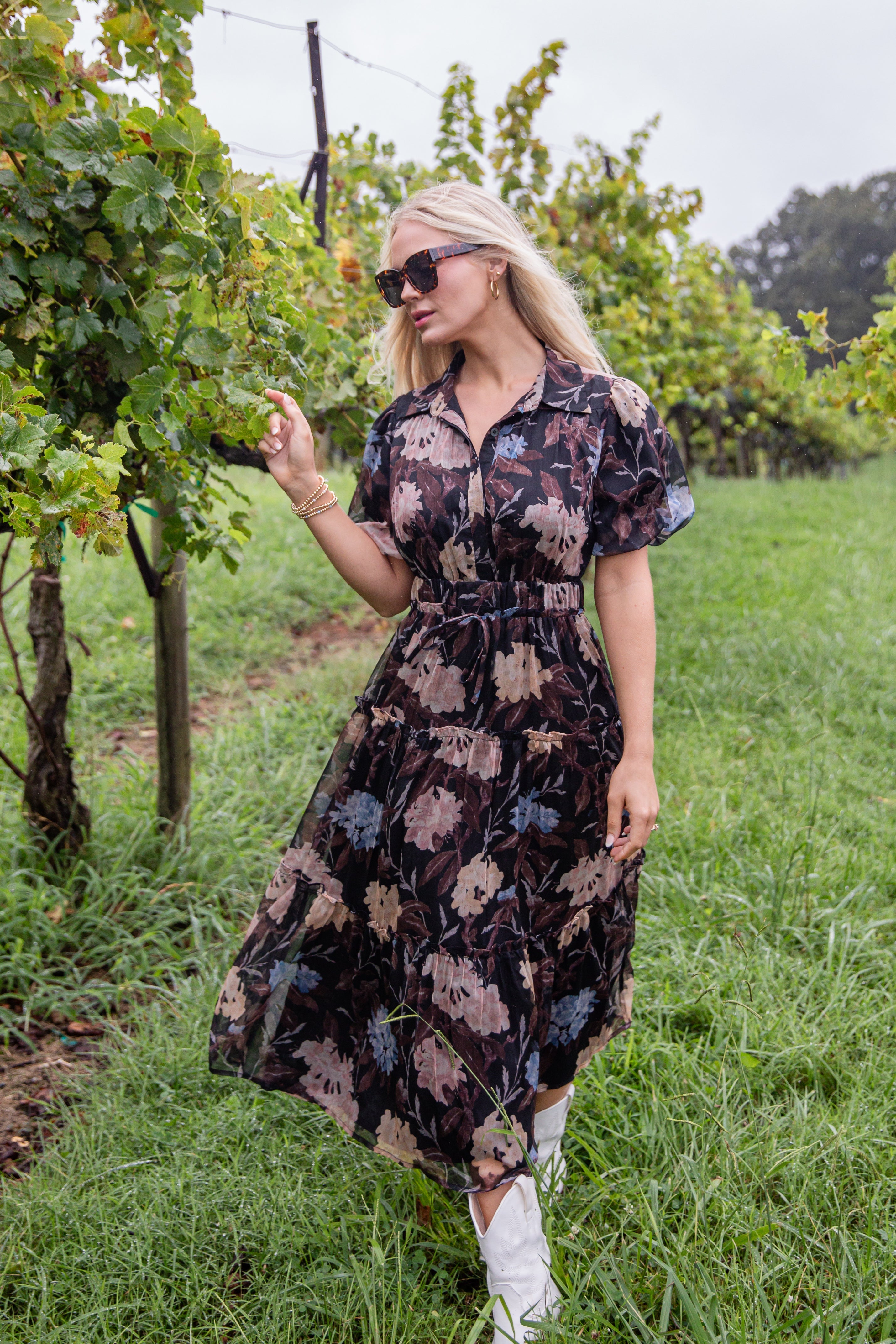 FINAL SALE - Hear Your Call Black Floral Maxi Dress