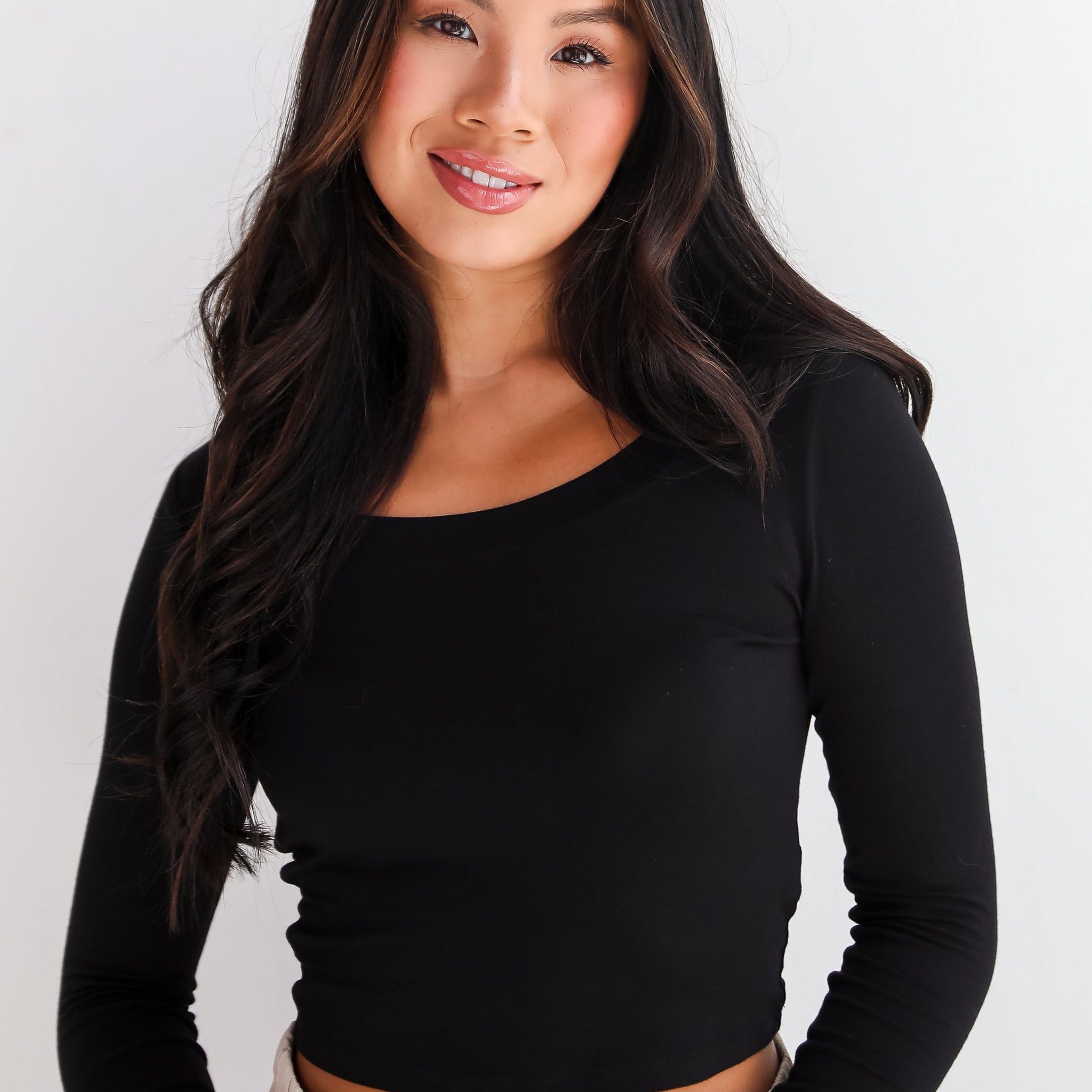 Sloane Everyday Cropped Long Sleeve Top - DU DEAL