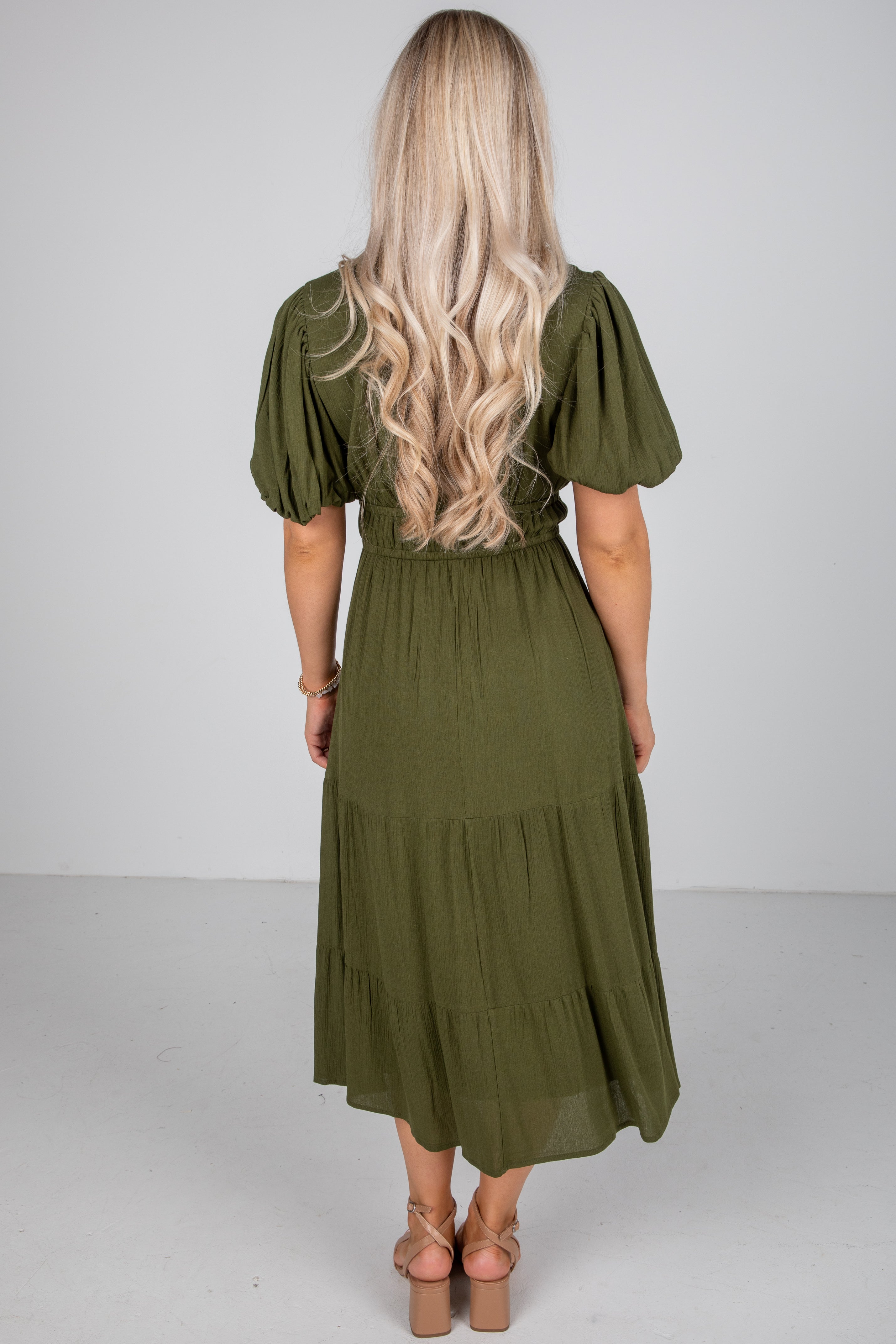 Have The Best Time Olive Midi Dress